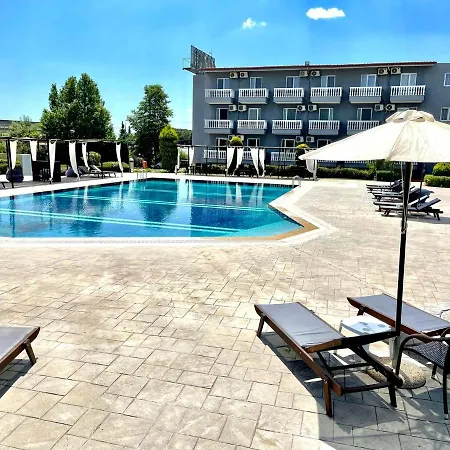 מלון Kornilios Palace Anchialos