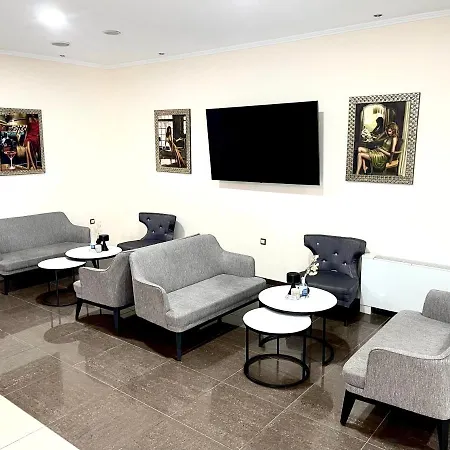 Kornilios Palace מלון Anchialos
