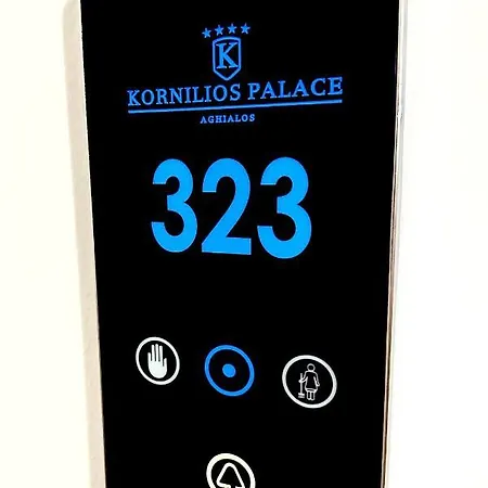 Kornilios Palace فندق 4*