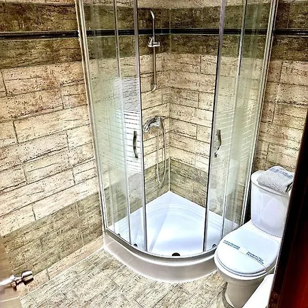 فندق Kornilios Palace 4*