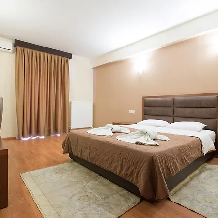 Ξενοδοχείο Kornilios Palace 4*