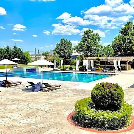Kornilios Palace Hotel