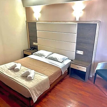 Kornilios Palace 4*