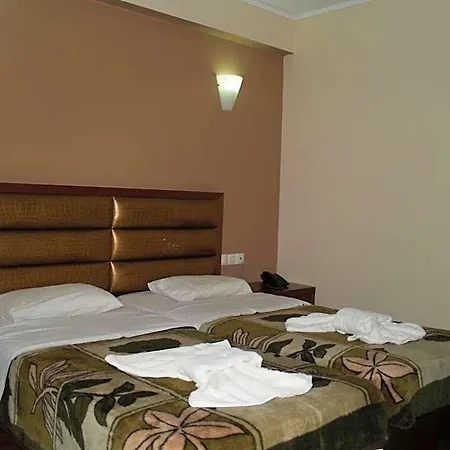 Kornilios Palace Hotel