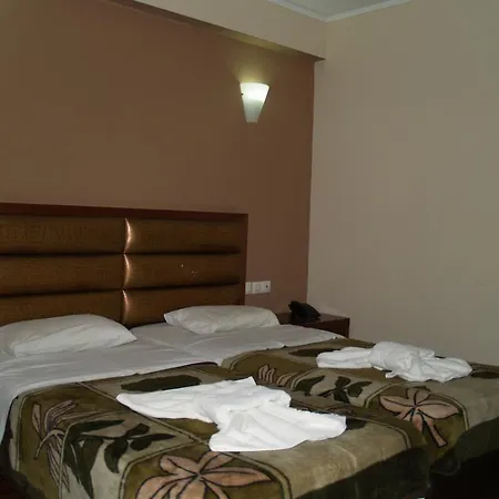 Kornilios Palace Hotel