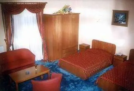 Kornilios Palace Αγχίαλος