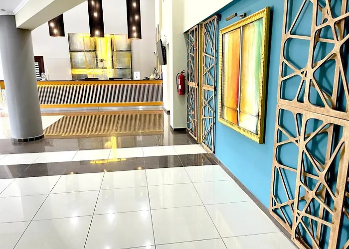 Kornilios Palace Otel 4*
