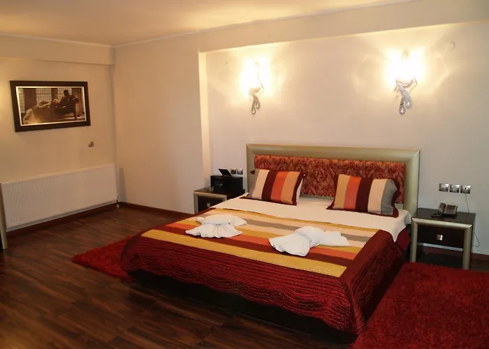 Kornilios Palace Otel 4*